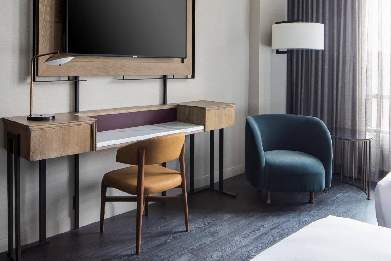 Standard Guest room 1 King City view,1359455129:JPEG