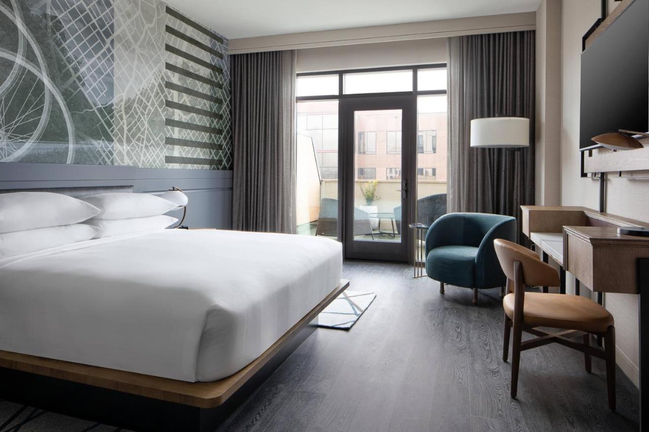 Guest Room,1548983971:JPEG