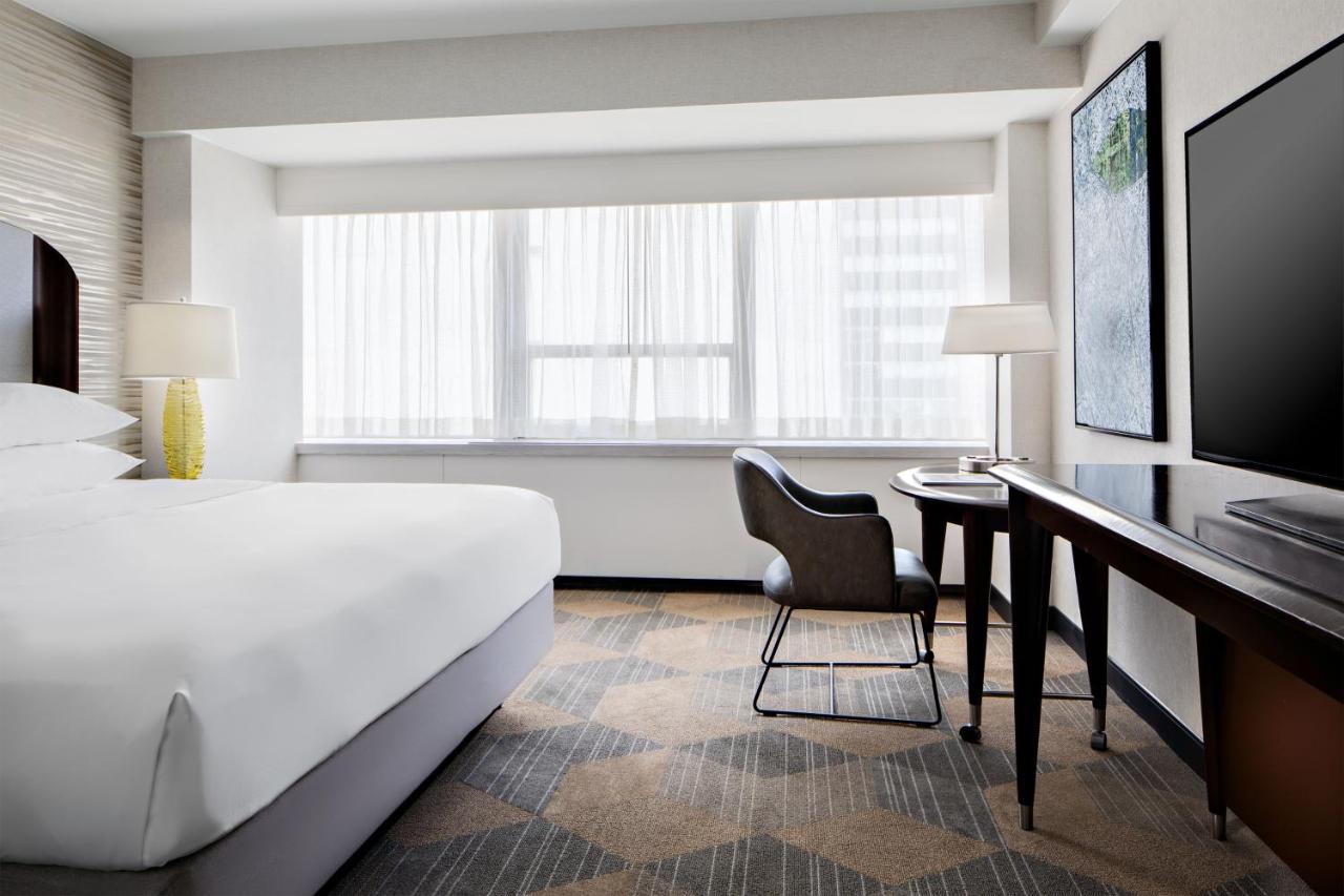 Guest Room 1 King,1181365021:JPEG