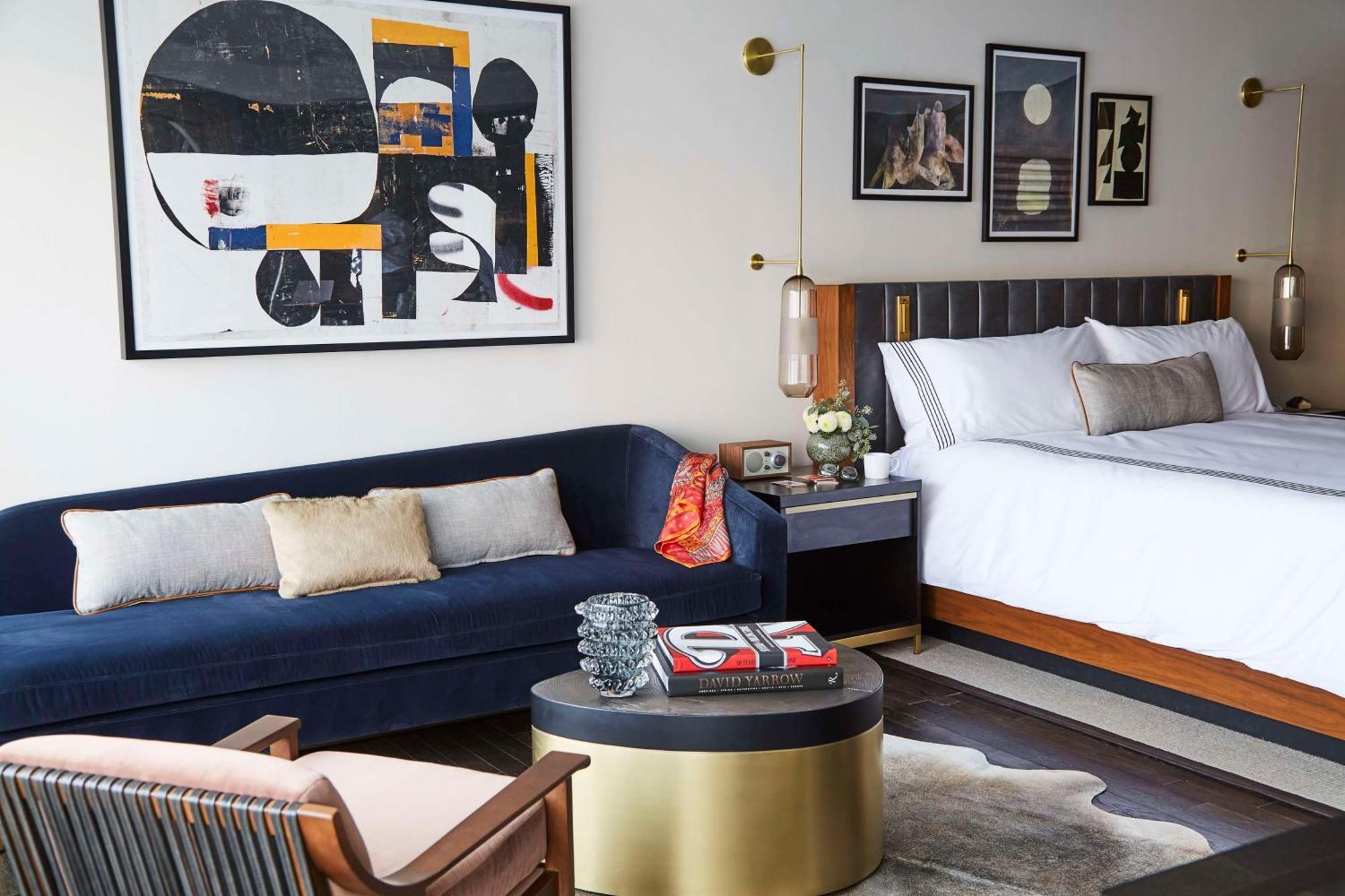 Premium King Room