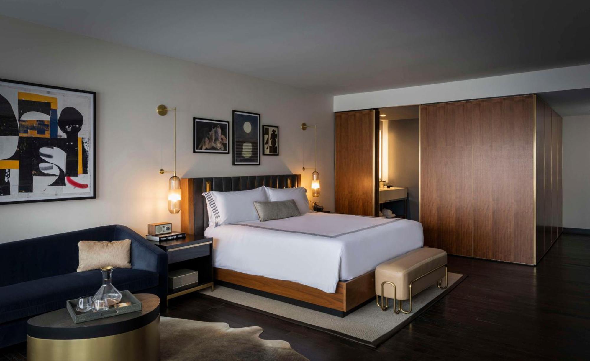 Premium King Room