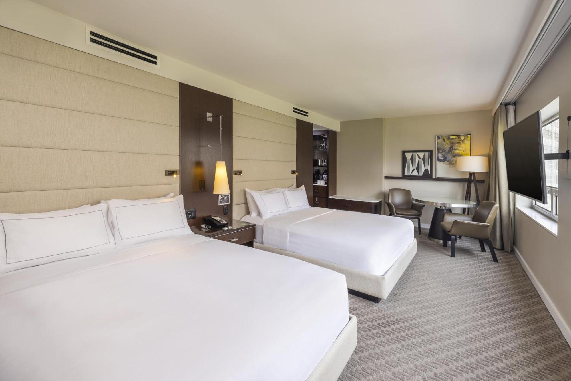 Premium Queen Room Two Queen Beds,1758443163:JPEG